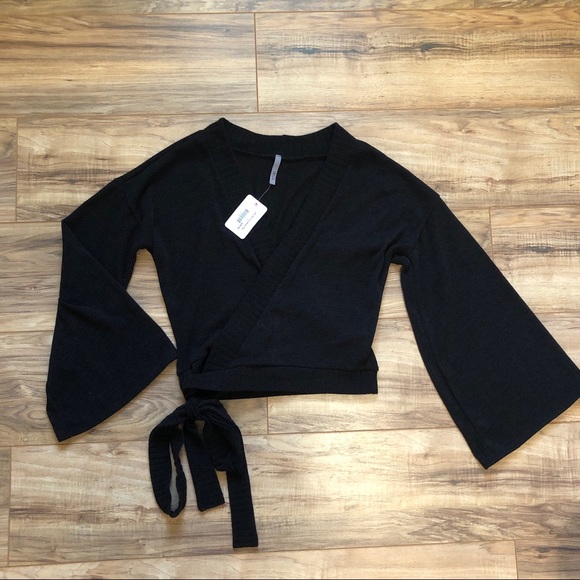 Jolie Tops - Jolie Bell Sleeve Cropped Black Tie Shirt